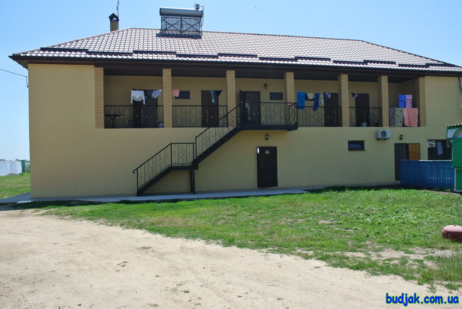 Территория и общие фото. База отдыха «Плай». Курорт Рассейка. Фото № 0515. 2017 год